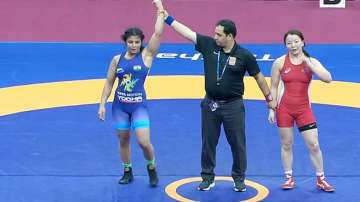 Sarita Mor, Pinki seal gold medal at Asian Wrestling Championships