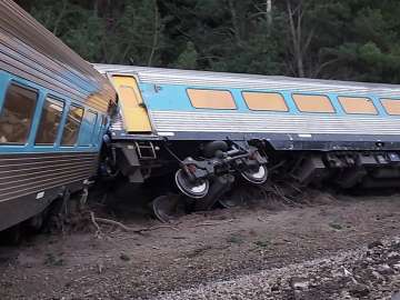 Train derails in Australia