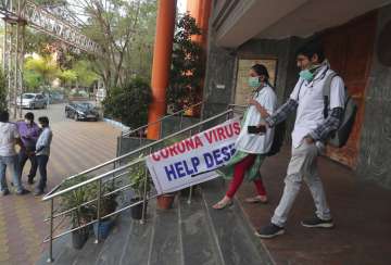 Coronavirus: Top Chinese medics offer tips for Indian doctors