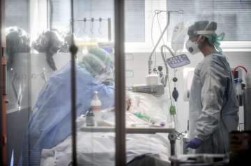 Coronavirus cases surge in US, fatalities cross 200