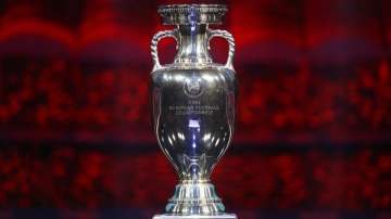 UEFA begins talks with postponing Euro 2020