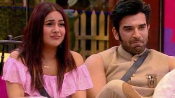 Paras Chabra, Shehnaaz Gill's 'Mujhse Shaadi Karoge' to go off air. Is poor rating the real reason?