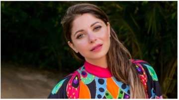 Kanika Kapoor coronavirus positive bollywood celeb