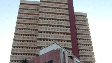82 quarantined at Mumbai's Hinduja Hospital after patient tests COVID-19 positive 