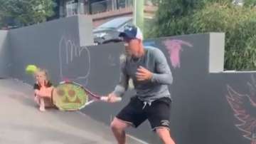 David Warner uses tennis ball to hone his catching skills