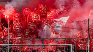 Fans continue to question Bayern Munich's silence on Qatar