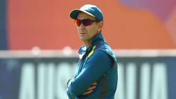 Justin Langer advises young sportspersons to stay away from social media