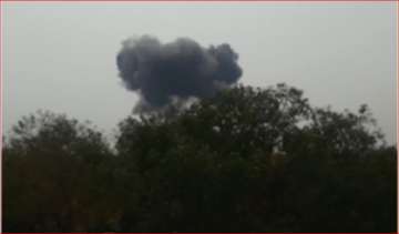 Pakistan Air force F-16 aircraft crashes during rehearsal