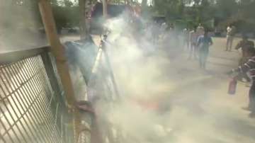 Shaheen Bagh, Protesters, Petrol Bomb