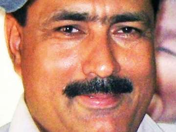 Pakistani doctor who helped CIA in Osama bin Laden killing begins hunger strike in prison