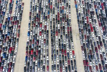 7 easy steps to take care of your car during lockdown