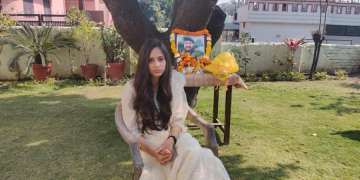 Martyr's wife Nitika Dhoundiyal donates 1,000 protective kits to Haryana Police