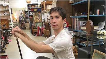 Hollywood star Justin Long and brother believe they contracted coronavirus but they haven't tested