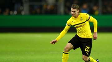 Lukasz Piszczek in talks with Borussia Dortmund on new contract