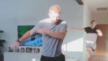 david warner, chris lynn, david warner chris lynn, david warner dancing video, david warner dance, d