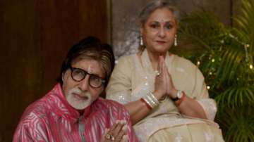 Amitabh Bachchan thanks fans for wishing wife Jaya Bachchan on birthday