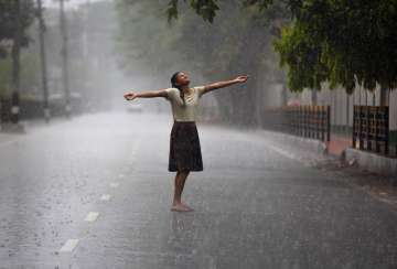 Kolkata IMD predicts more rain west bengal news latest