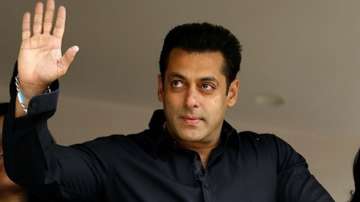 VIDEO: Salman Khan enjoys breakfast with his 'love' at Panvel farmhouse. Can you guess with whom?