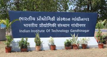 IIT Gandhinagar launches PG course for graduating students
