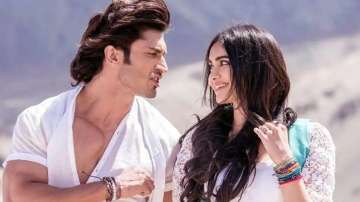 Here's how Adah Sharma reacted to Vidyut Jammwal's 'not just friends' comment
