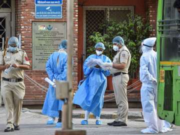 COVID-19 death toll in India nears 5,000