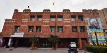 JNU strongly advises students stranded in hostels to return to their native places