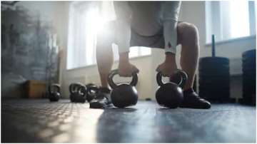 Arduous exercise may be safe for people at high risk for knee arthritis, finds study