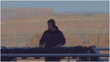 Kaskade becomes first DJ to performs on Grand Canyon Skywalk, fans in awe of breathtaking view 