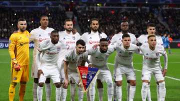 psg, paris saint germain, lyon, lyon football team, coronavirus, coronavirus france