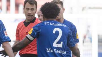 Schalke's McKennie stages armband protest for George Floyd during Bundesliga match