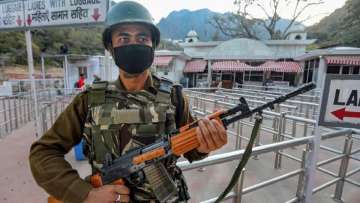 10 CRPF personnel, 5 policemen test positive for COVID-19 in Jammu and Kashmir