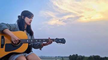 Jasleen Royal creates mental awareness with cover of 'Gully Boy' song