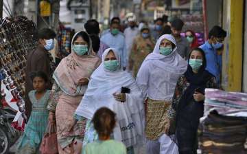 In another surge, Delhi records 1,320 cases in 24 hrs; tally over 27,000