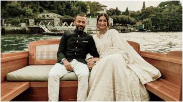 Sonam Kapoor thanks husband Anand Ahuja for sticking with her