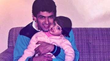 Deepika Padukone wishes her 'off-screen hero' father on birthday with throwback photo