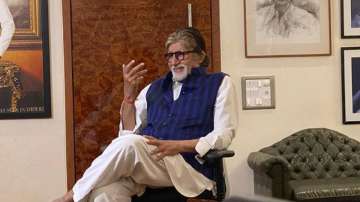 Amitabh Bachchan teaches how to remain content in times of sorrow