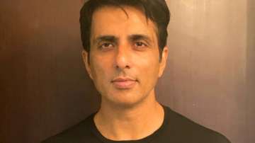 Sonu Sood spreads awareness about COVID-19 drive in a video by Jhansi Police