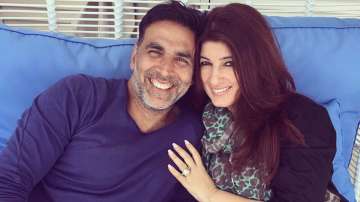 Akshay Kumar or Twinkle Khanna, who performs household chores? Know from Mrs Funnybones herself