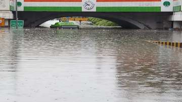 Delhi rains, Minto Bridge 