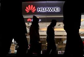 huawei, huawei patent, patent, huawei smartphone with small display, tech news
