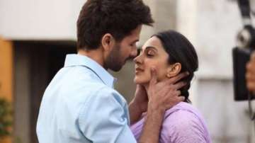 Shahid Kapoor wishes Preeti aka Kiara Advani birthday in Kabir Singh style: Tujhe Kabhi Koi Touch Na