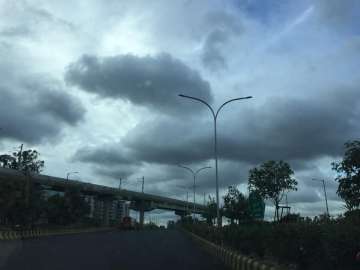 Noida weather turns pleasant as monsoon clouds cover city
