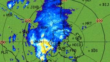 IMD predicts moderate rain possible over many parts of #delhi and NCR during next 2hrs