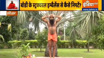Yoga for Structural Imbalance | Swami Ramdev shares yoga asanas, home remedies & acupressure points