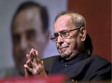 Pranab Mukherjee suffered head injury in mishap but was calm, says doctor who treated him in 2007	