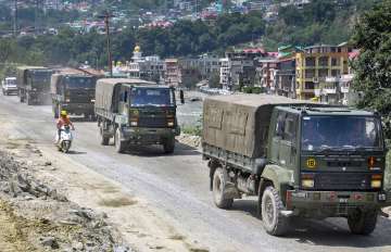 Govt orders immediate withdrawal of 10,000 CAPF troops from Jammu and Kashmir