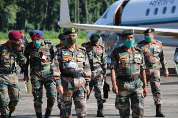 Chief of Army Staff visits Tezpur-based 4 Corps, reviews military preparedness along LAC