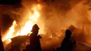 Fire breaks out at shops in Greater Noida