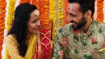 Khatron Ke Khiladi 9 winner Punit Pathak gets engaged to Nidhi Moony Singh