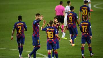 Champions League: Lionel Messi's 'special' guides Barcelona to quarterfinals with win over Napoli